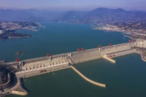 biggest dam in the world