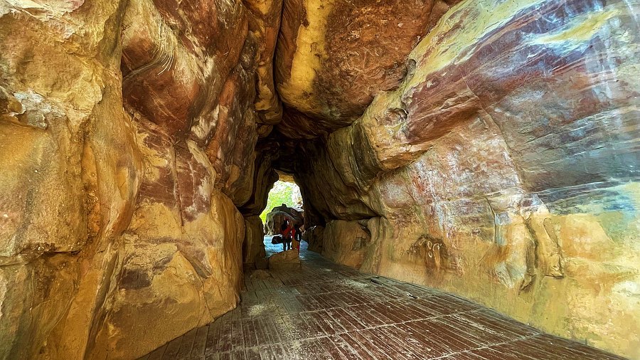 Bhimbetka Rock Shelters, Madhya Pradesh