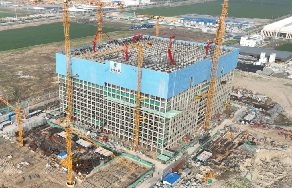 Energy-Vault-China Battery as Large as a Building