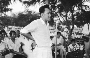 how did lee kuan yew transformed singapore