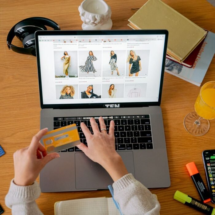 Best AI Tools for E-Commerce