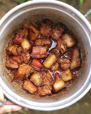 Smoked pork with axone