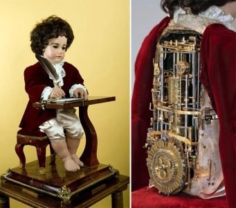 The Writer, Automated Doll by Pierre Jaquet-Droz