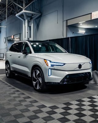 Volvo EX90