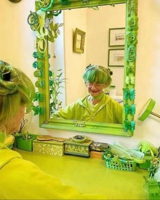 Who Is the Green Lady of Brooklyn Who Is the Green Lady of Brooklyn