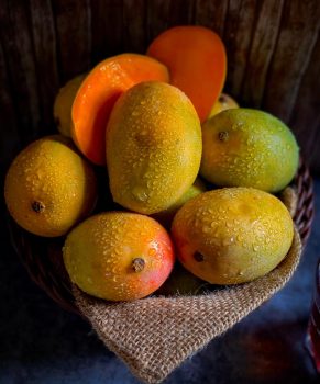 Kesar Mangoes Kesar Mangoes